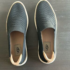 UGG Sammy Slip On Sneakers Chevron Knit Black 7